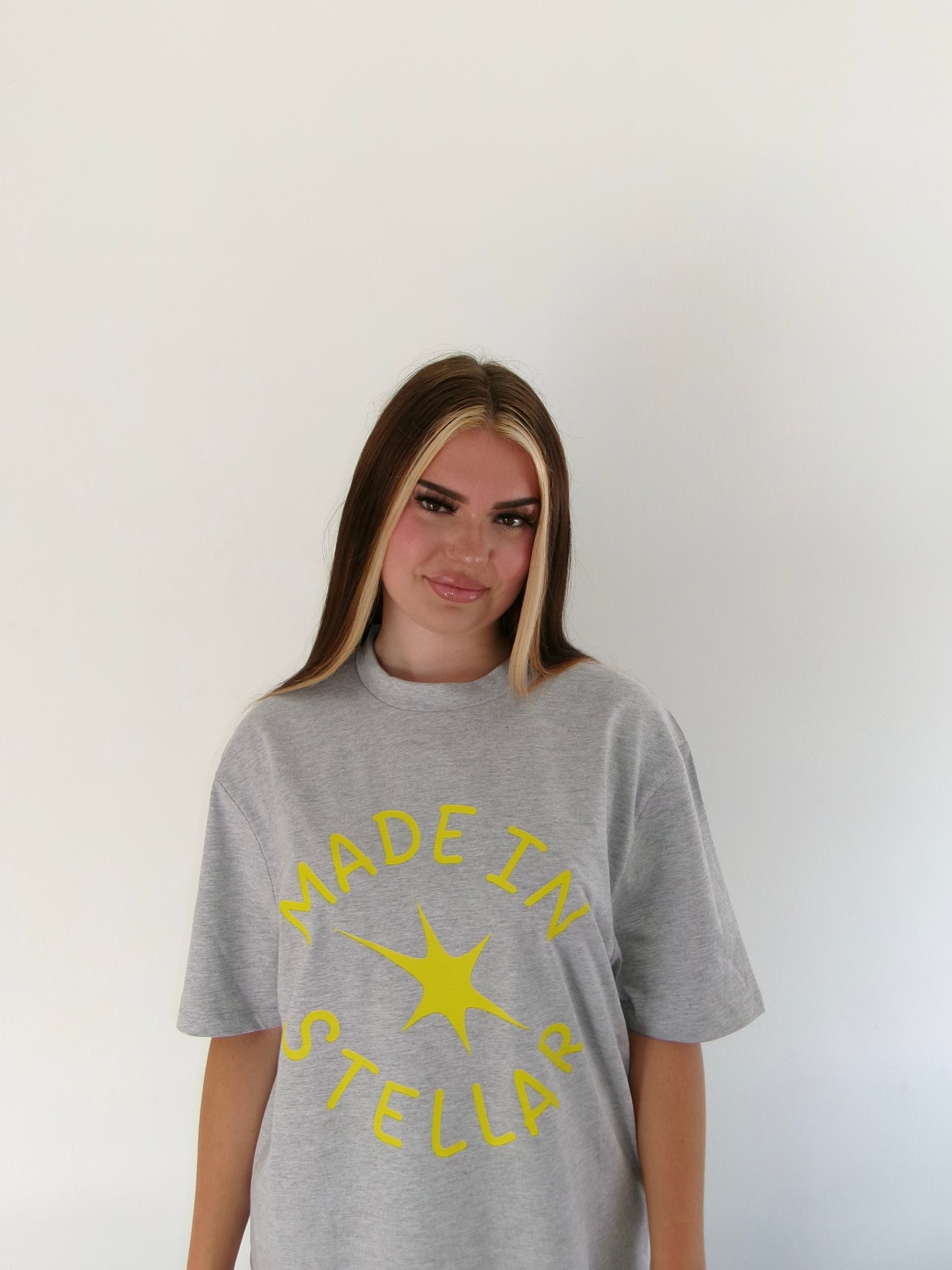 Oversized logo tee yellow